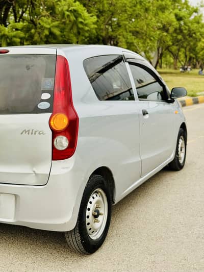 Daihatsu Mira 2014