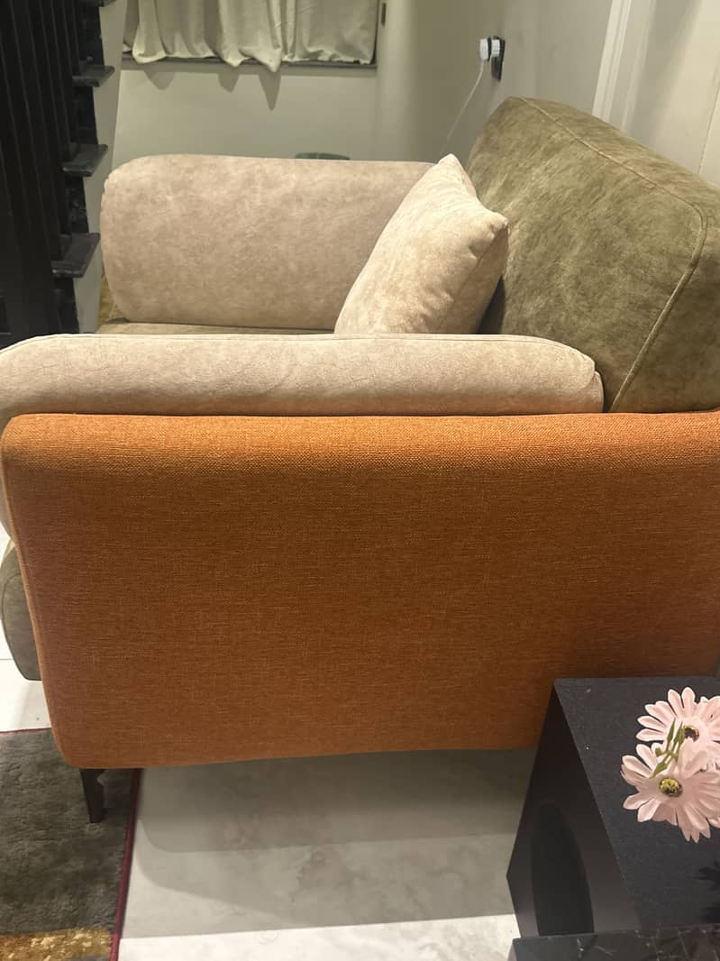 Sofa set with table 4