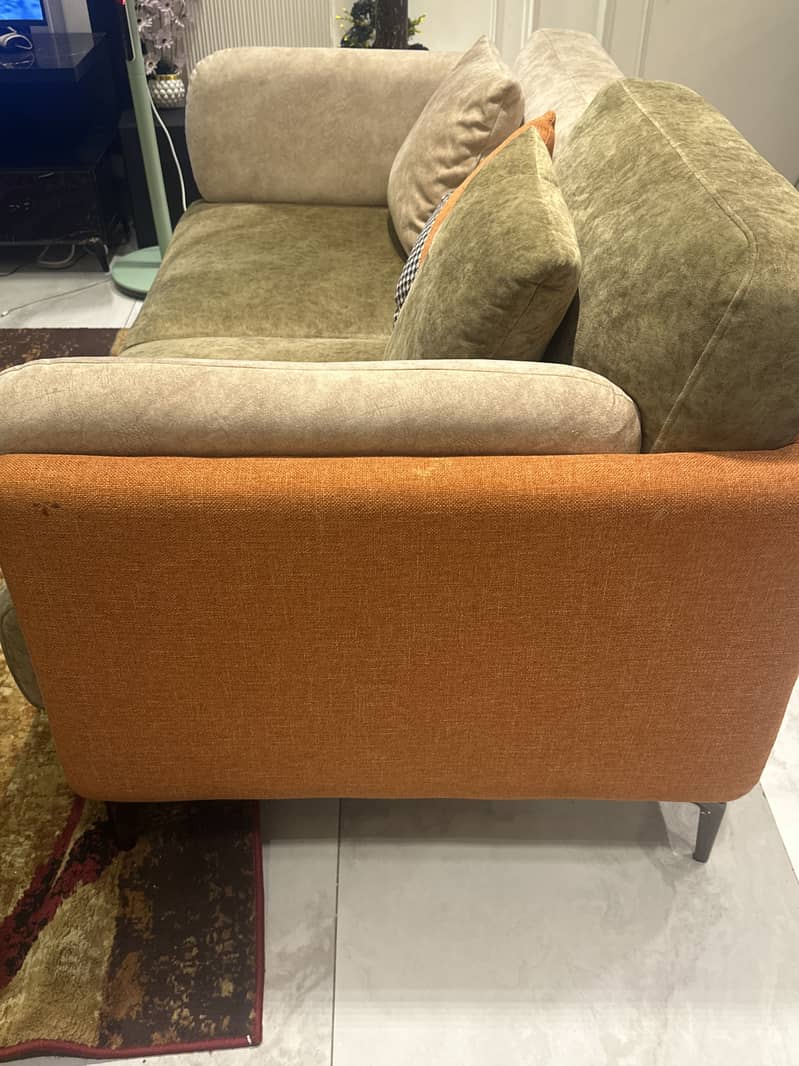 Sofa set with table 7