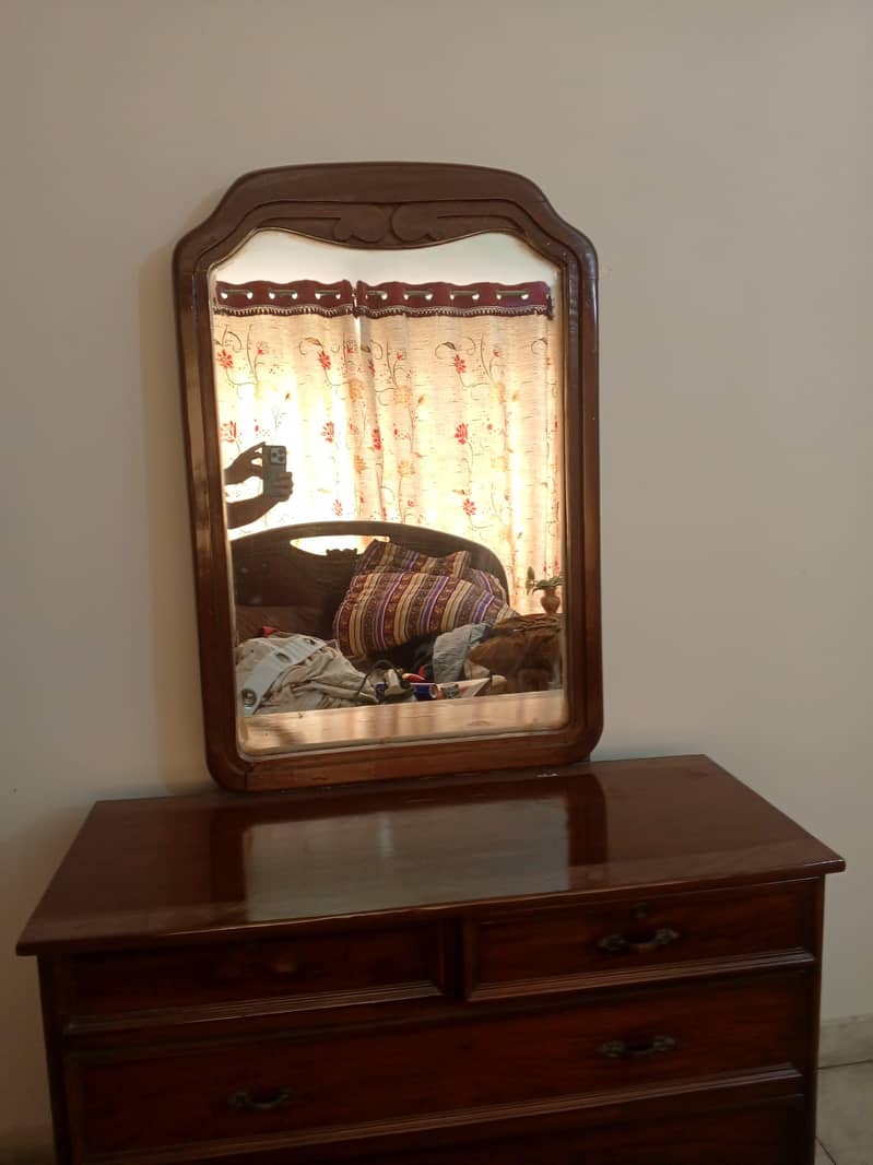 Dressing table 1