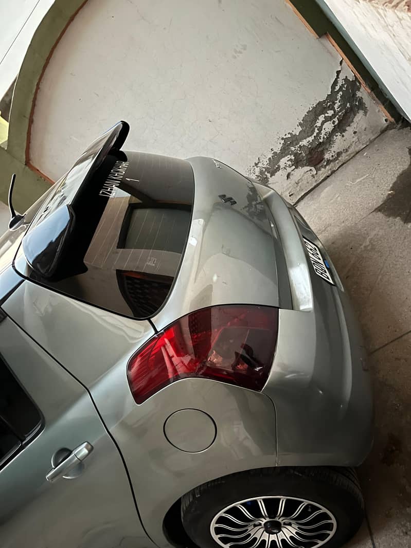swift automatic 2012 3