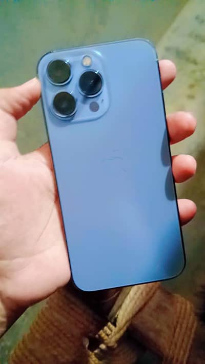 Apple iPhone 13 Pro