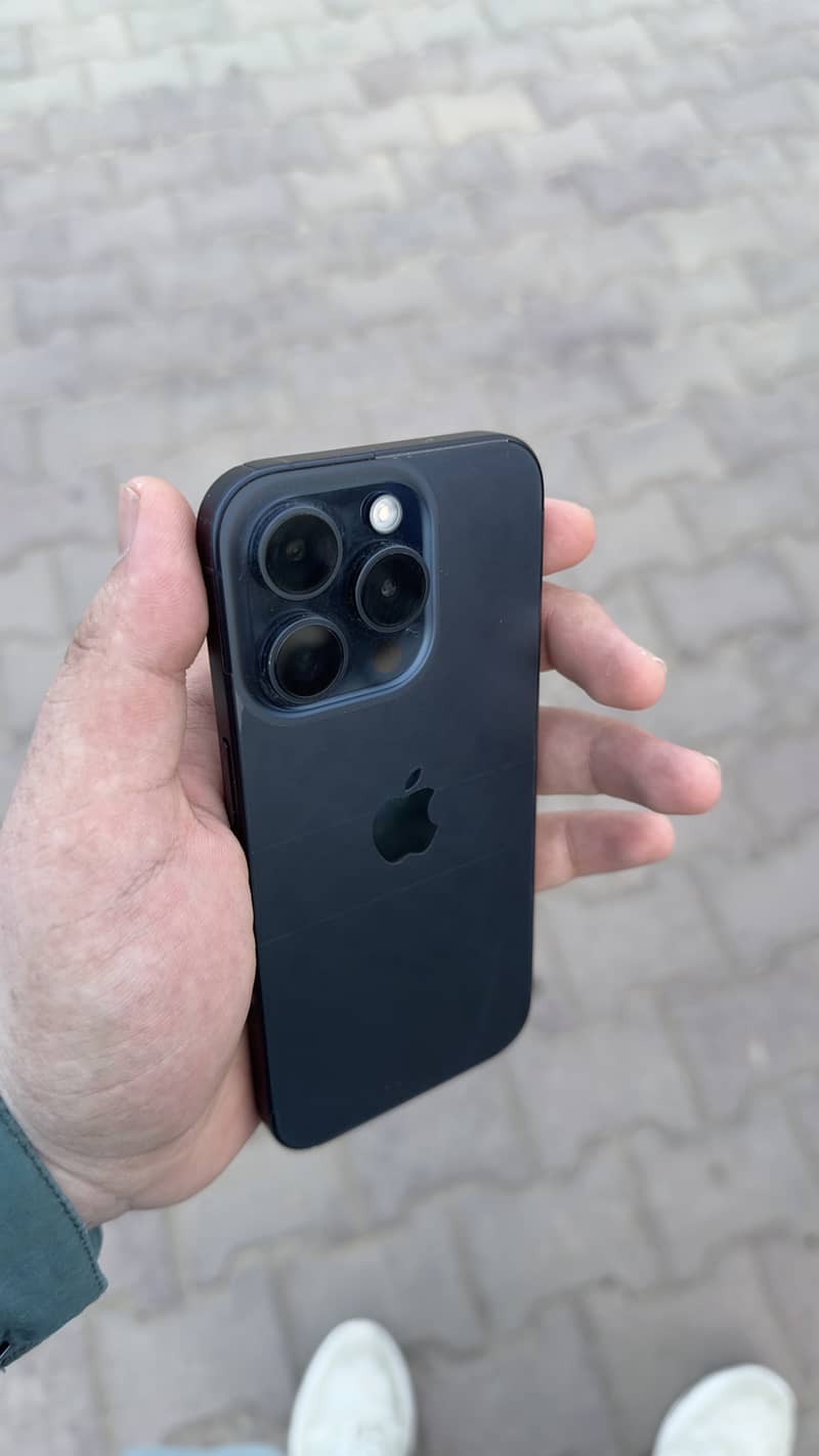 Apple iPhone 15 Pro 1
