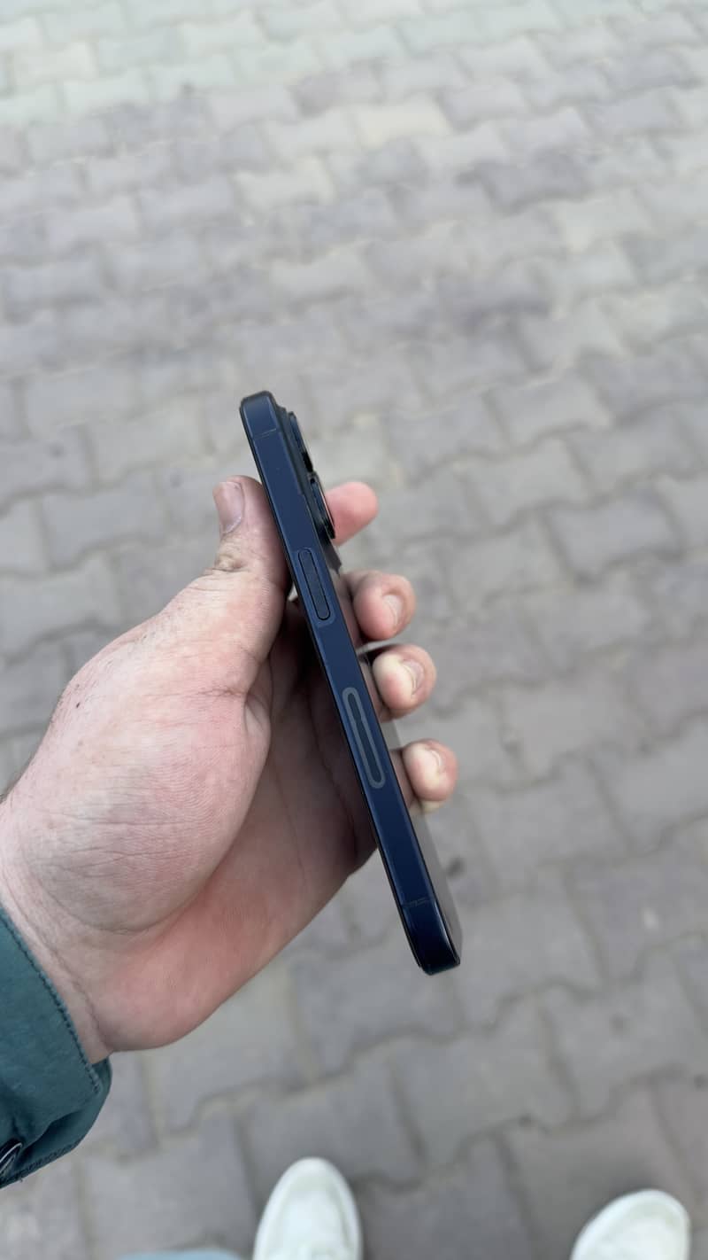 Apple iPhone 15 Pro 5