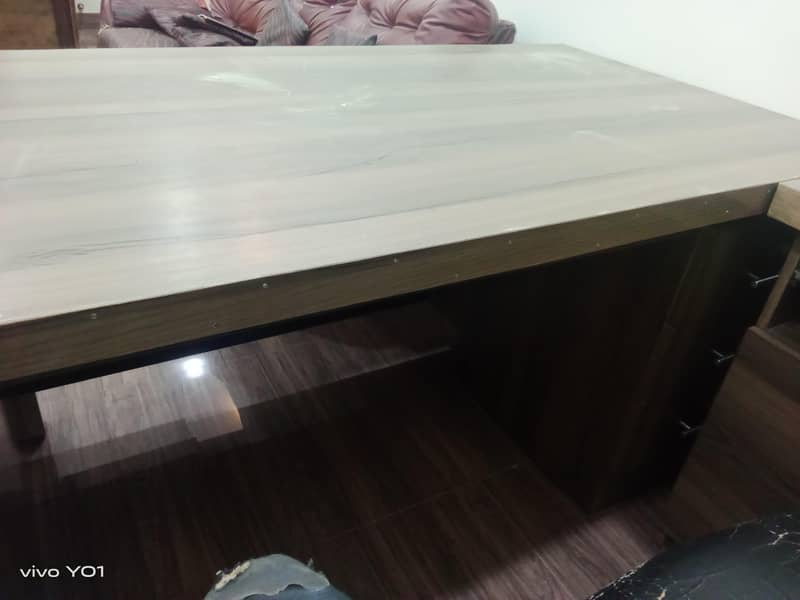 Office Table 4