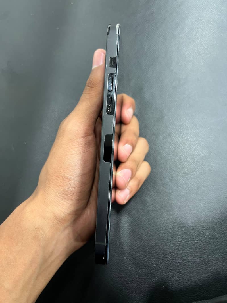 iphone 14 pro max 1