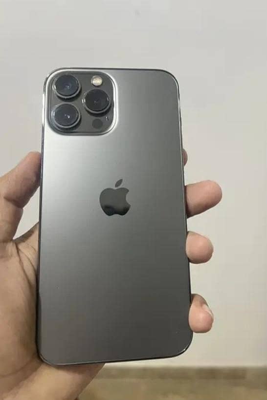 Apple iPhone 13 Pro Max 0