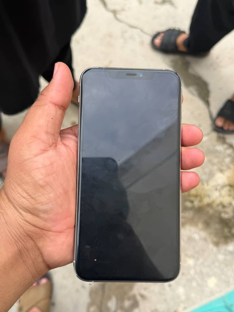 Iphone 11 pro max 1