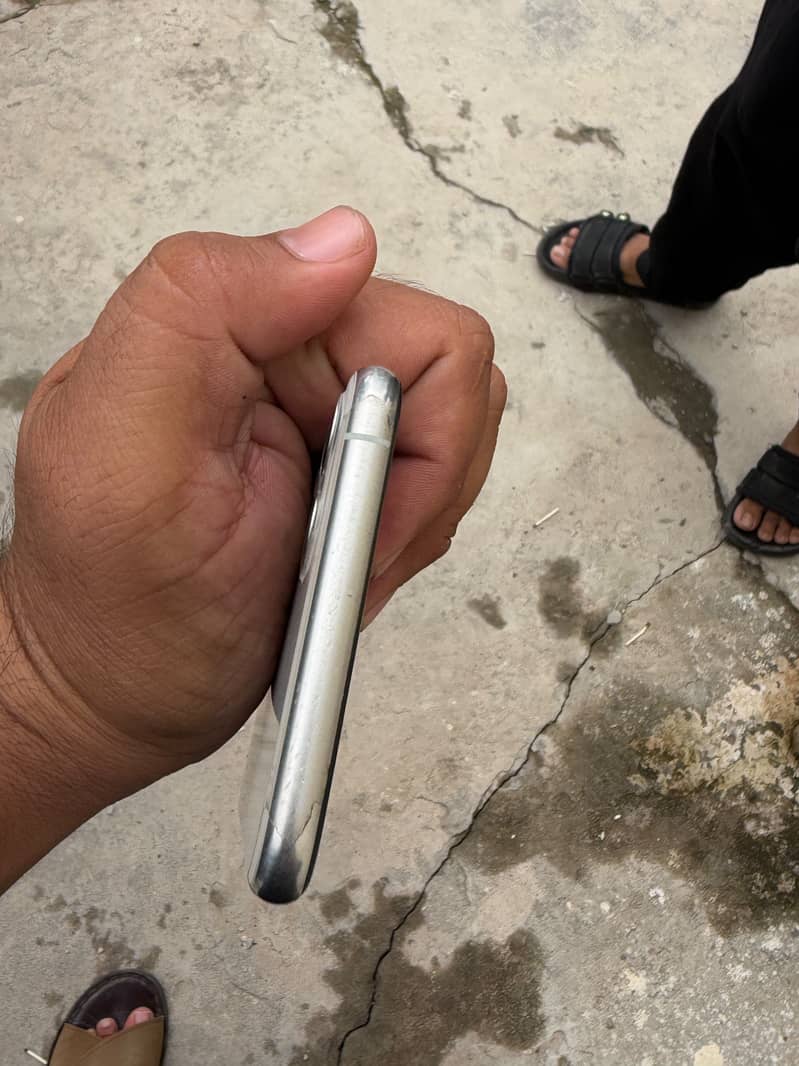 Iphone 11 pro max 5