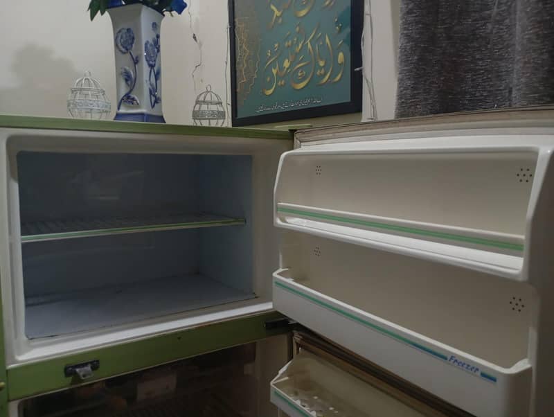refrigerator 3