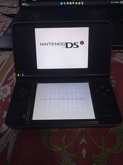 Nintendo DSi XL | Modded | Original Charger | Excellent Condition