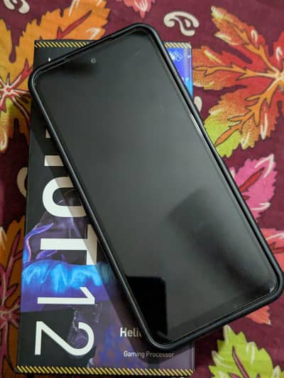 Infinix Hot 12