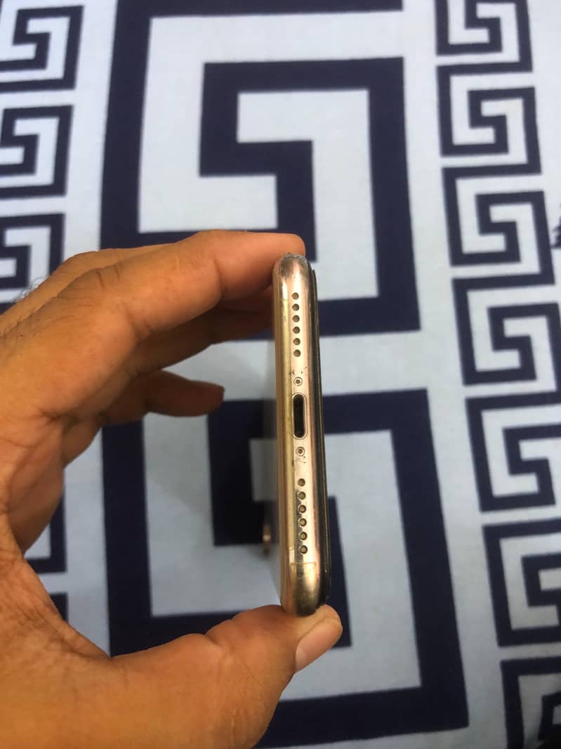 Apple iPhone X 1
