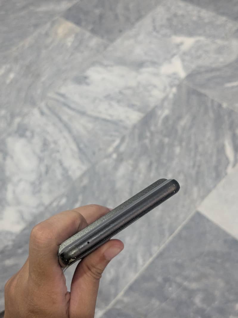 Google Pixel 6 5