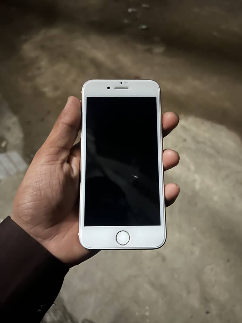 Apple iPhone 8 2
