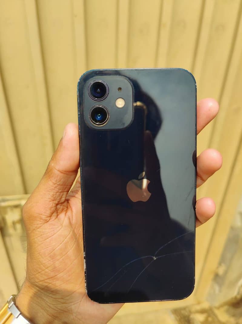 Apple iPhone 12 0
