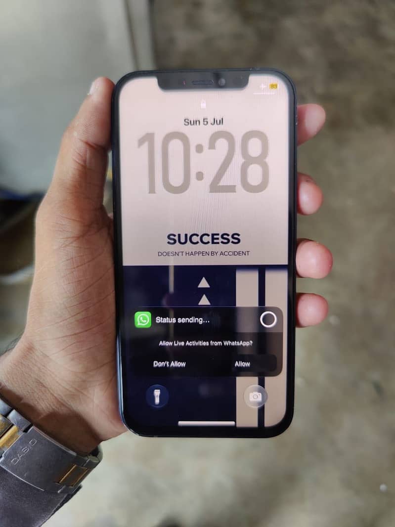 Apple iPhone 12 2