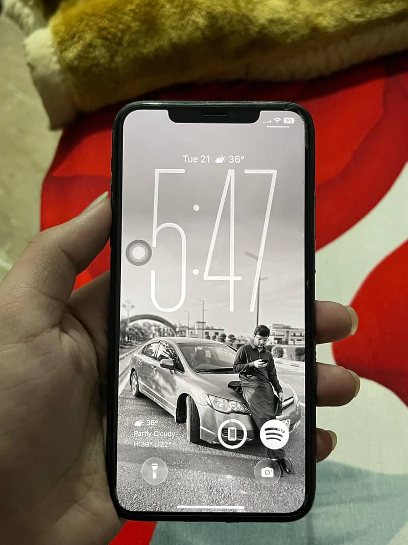 Apple iPhone 11 Pro Max 6