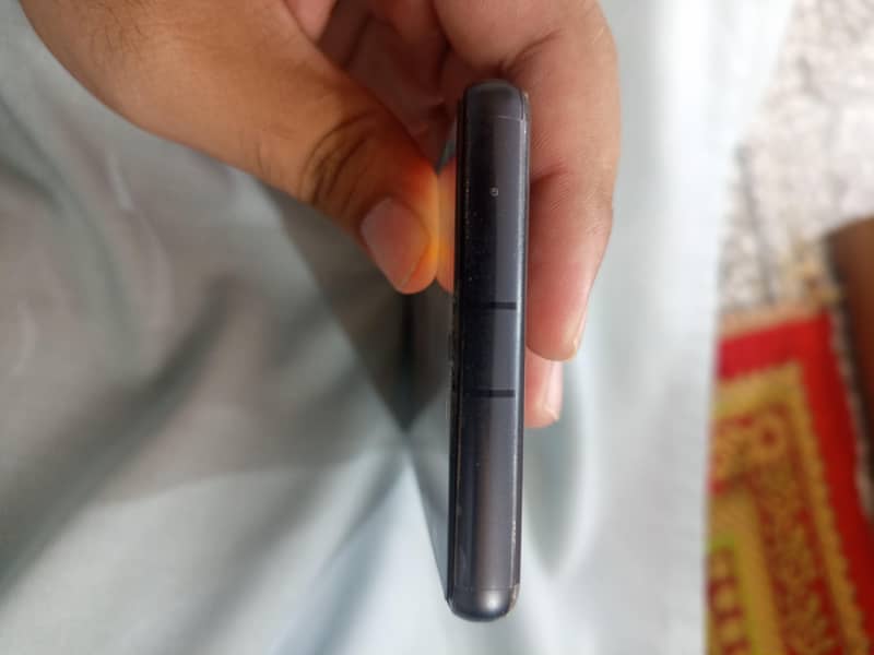 Google Pixel 7a 5