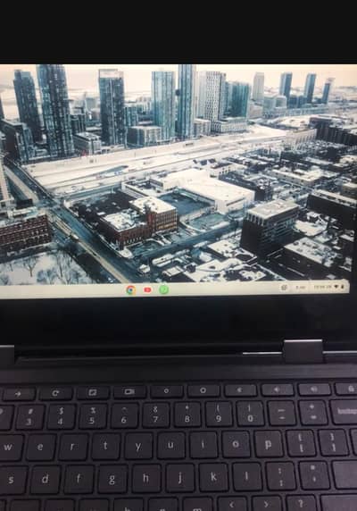LeNovo Touch Screen Chromebook - Celeron 4GB RAM - 16 GB SSD - 11.6"