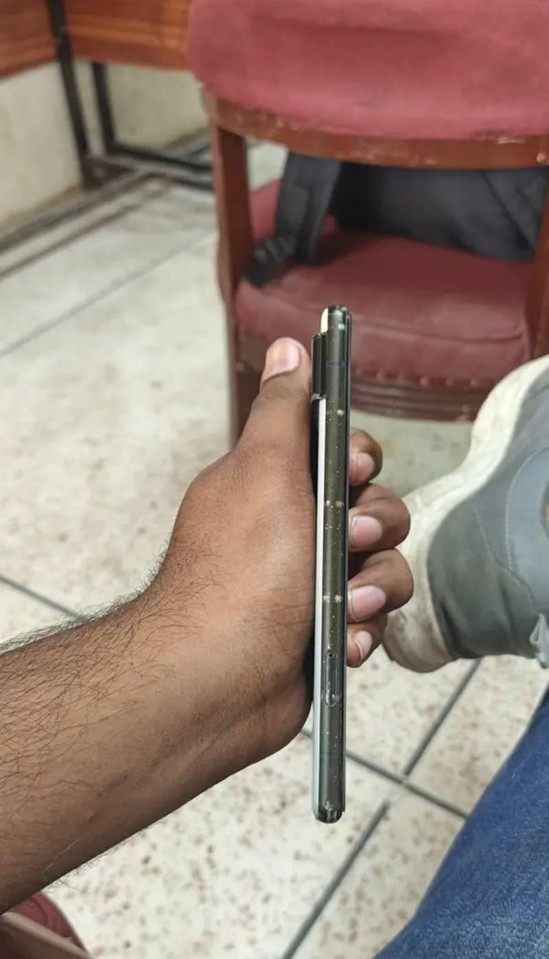 Google Pixel 6 4