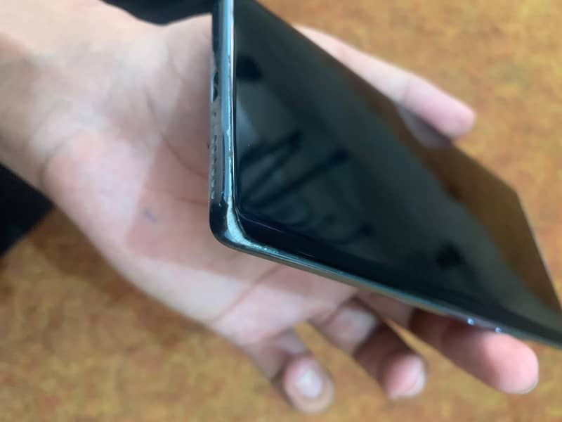 Xiaomi Redmi Note 14 Pro 3