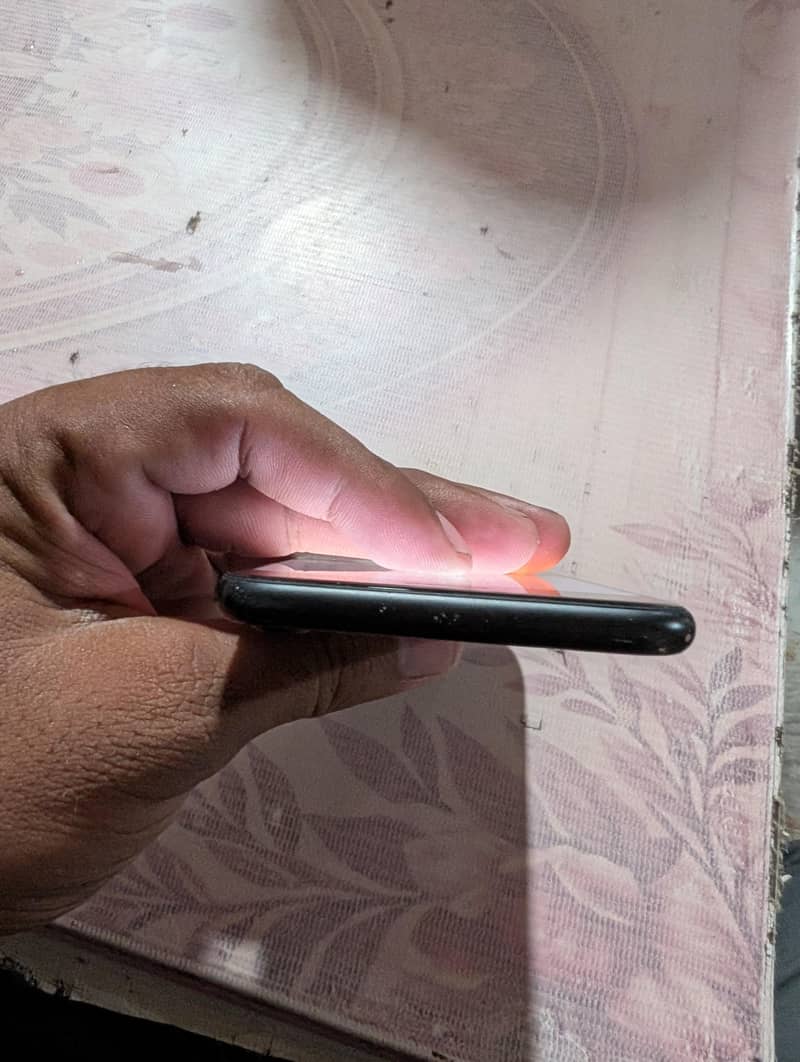 Apple iPhone 7 7