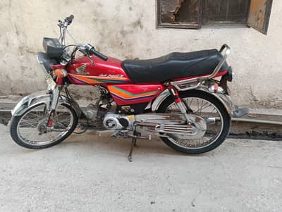 Honda CD 70 2011 model