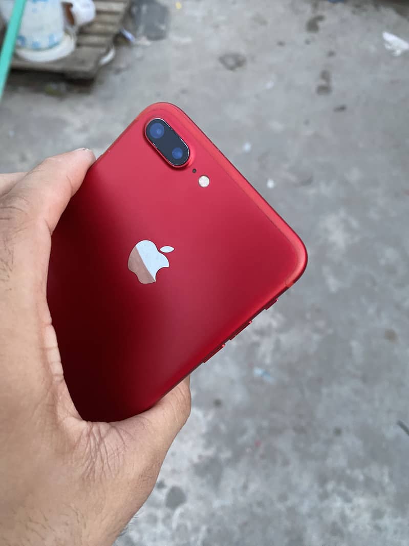 Apple iPhone 7 Plus 2