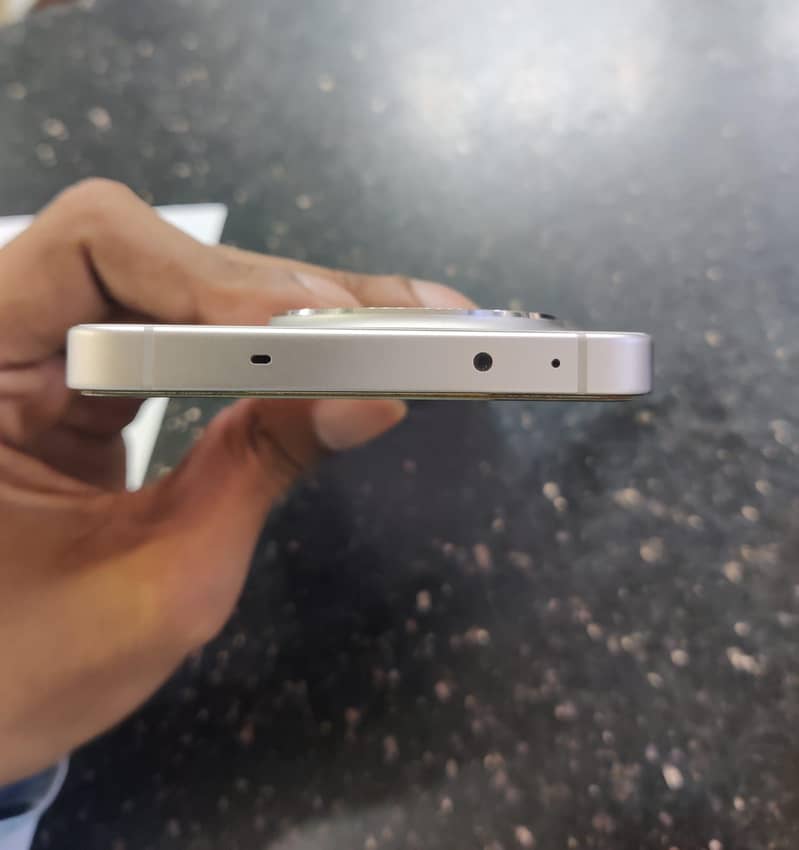 One Plus 13R 3