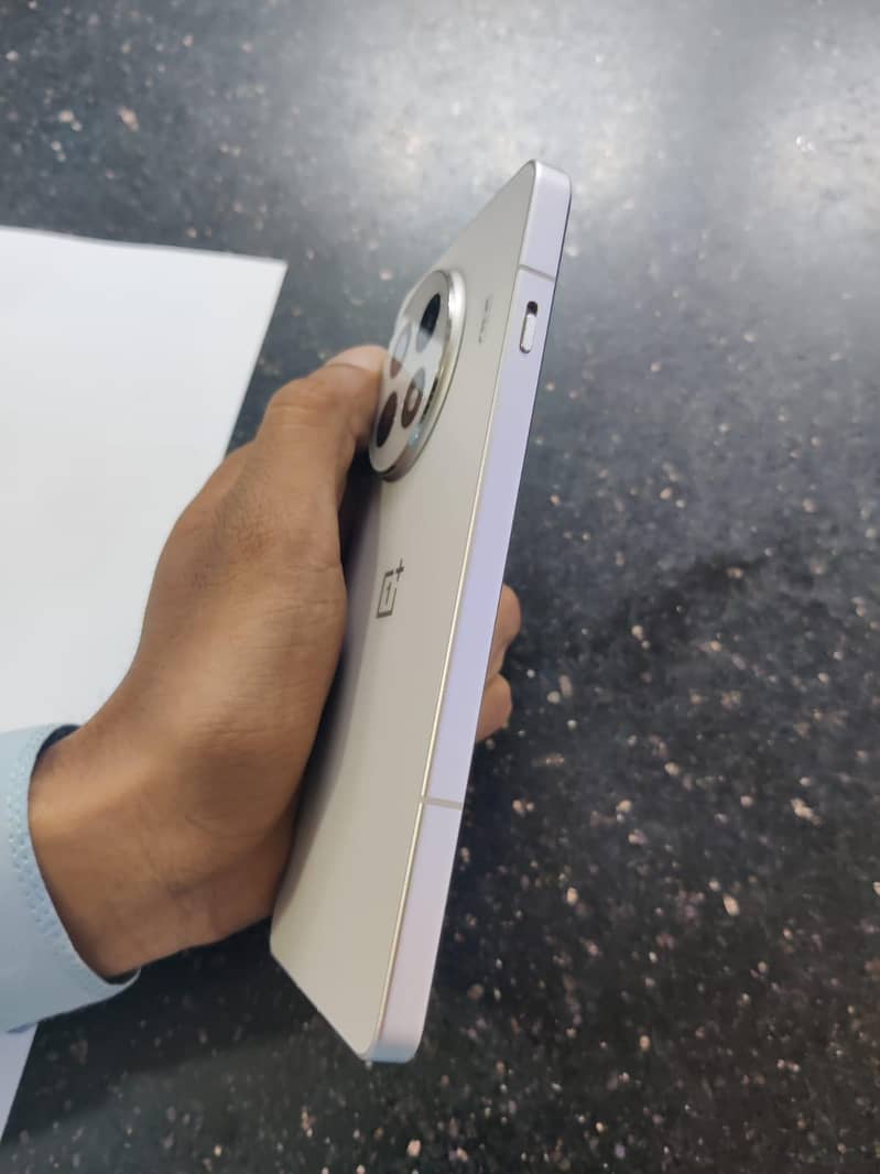 One Plus 13R 5