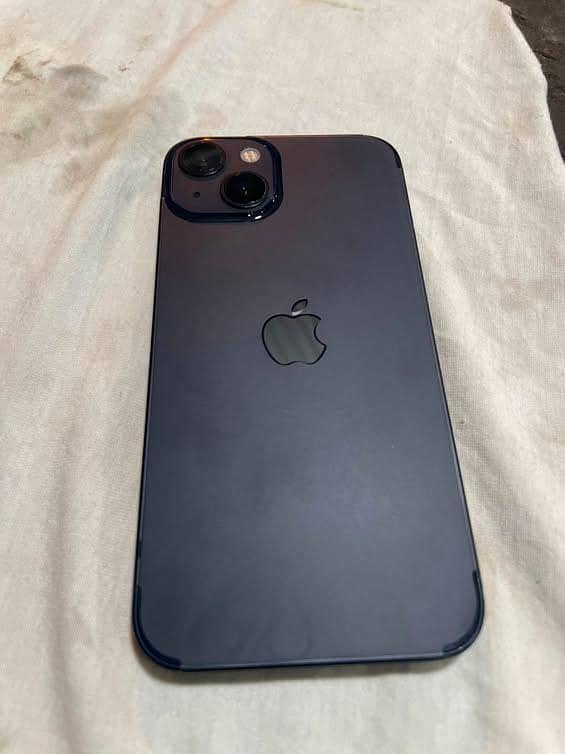 Apple iPhone 13 2