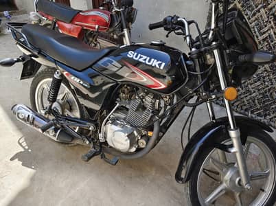 suzuki GD 110s black colour 2023 model