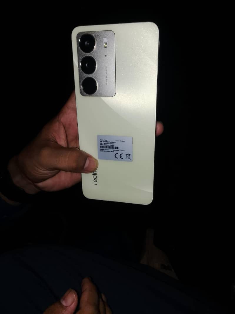 Realme C75 0
