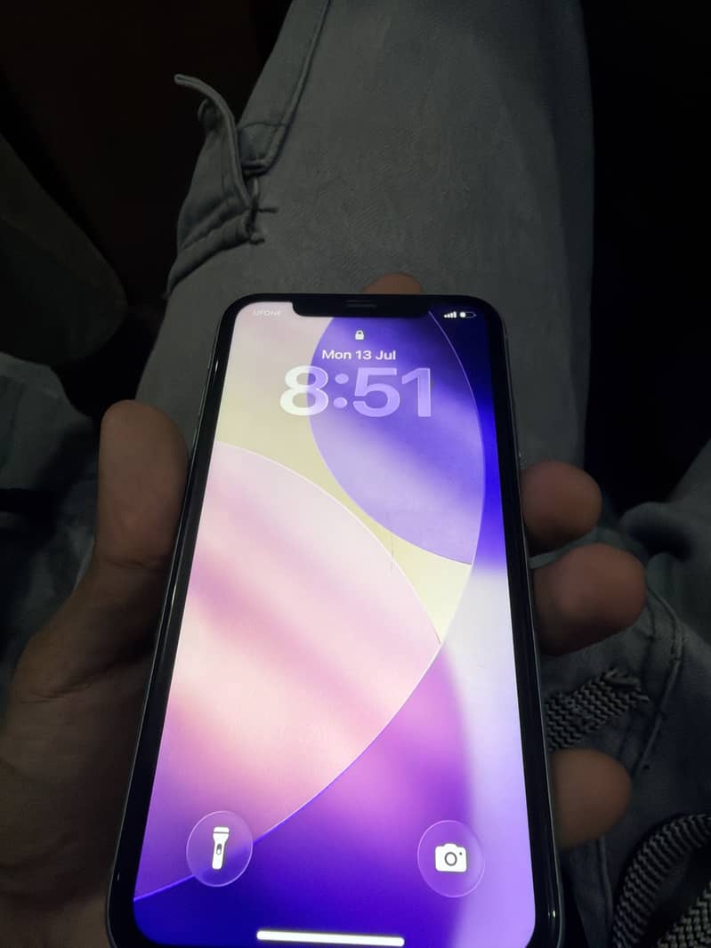 Apple iPhone 11 3
