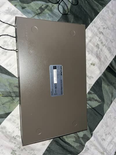 Tplink switch 24 port 100mbps