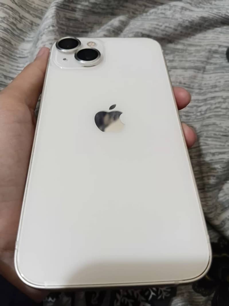 Apple iPhone 13 9