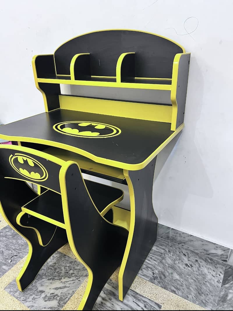 Study Table batman theme 2