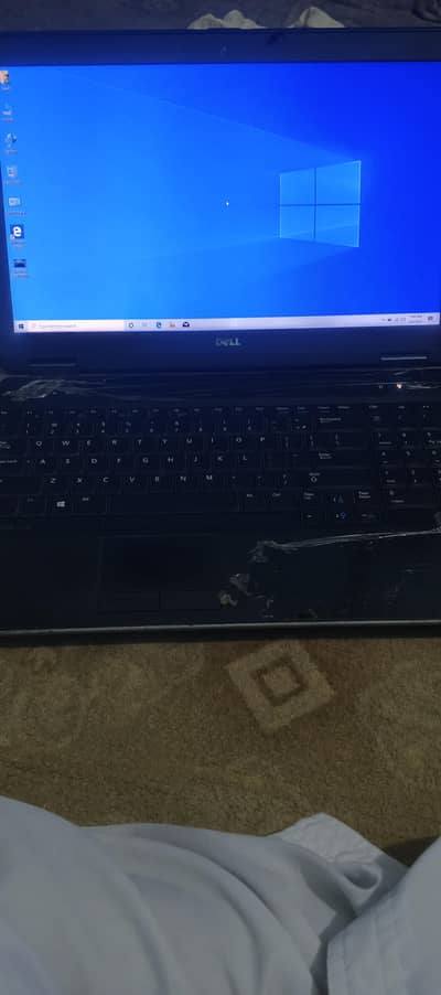 Dell i7 4th gen , 8gb ram, 256 SSD