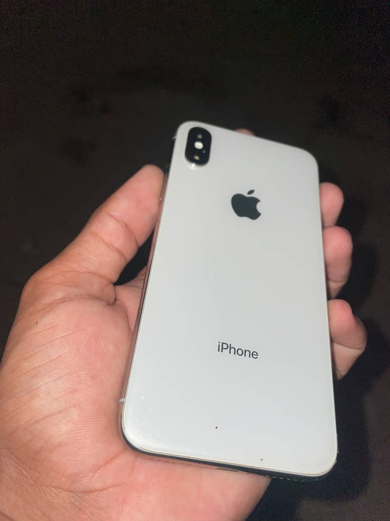 Apple iPhone X 5
