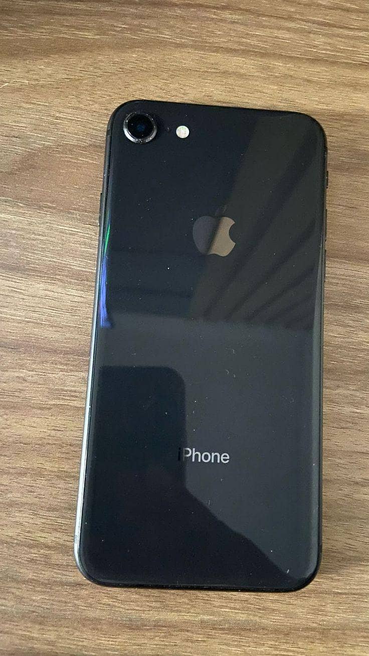 Apple iPhone 8 5
