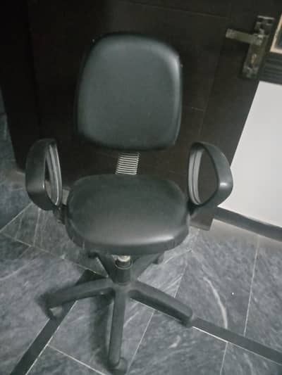 Rotating Black Chair