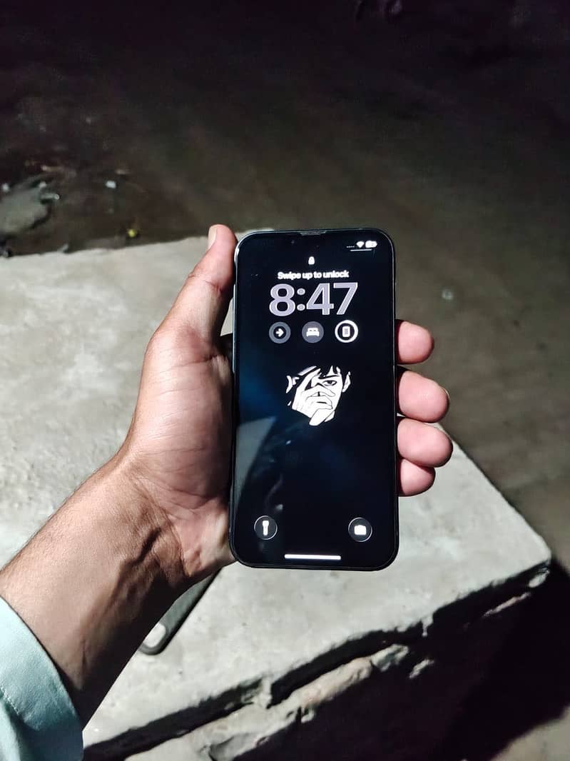 Apple iPhone 13 3