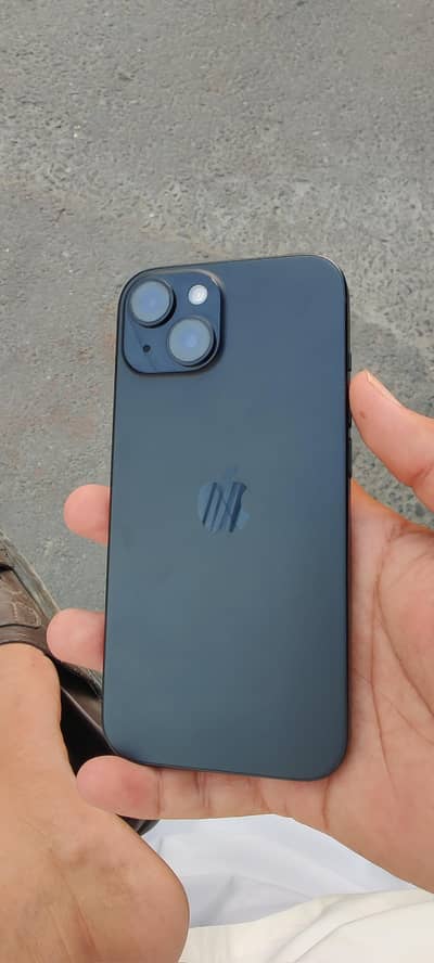 I phone 15 128 gb I cloud lock 