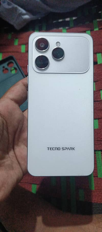 Tecno spark 40  6+6/128