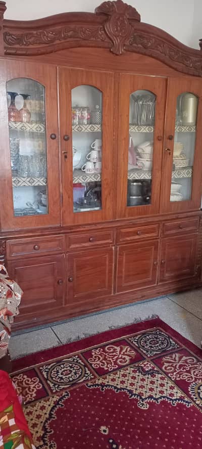 4 Doors Big showcase. .