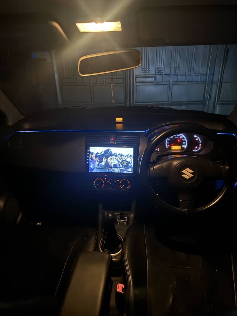 Suzuki Swift 2011 8