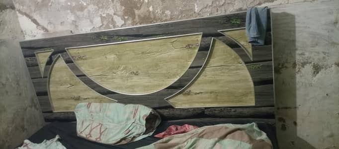 King Size Bed With Materes