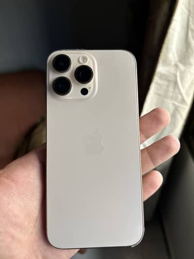 IPhone 16 Pro Max | dessert titanium | 256gb