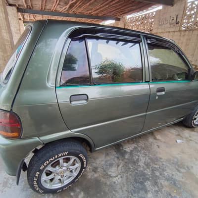Daihatsu Cuore 2011
